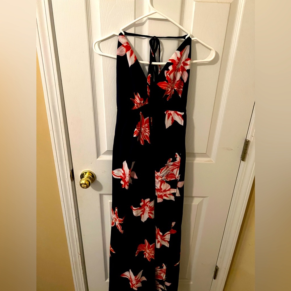 🥰3/$25😍 Brand new with tags maxi dress.
